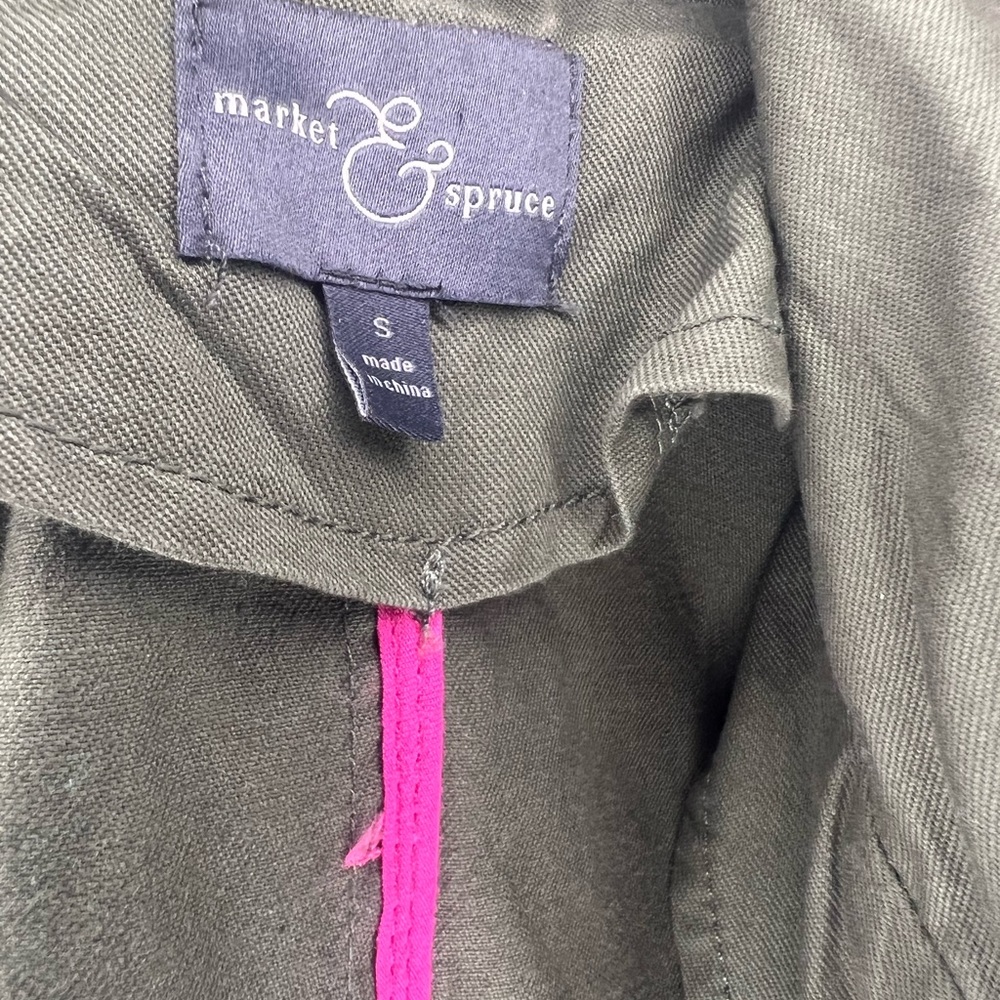 Cargo Vest - Picture 3 of 3